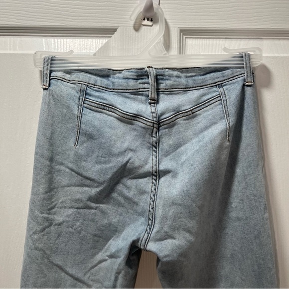 RARE Kut from the Kloth Rachel Mom Jean Pleated Front Light Wash Blue Denim - Picture 8 of 11